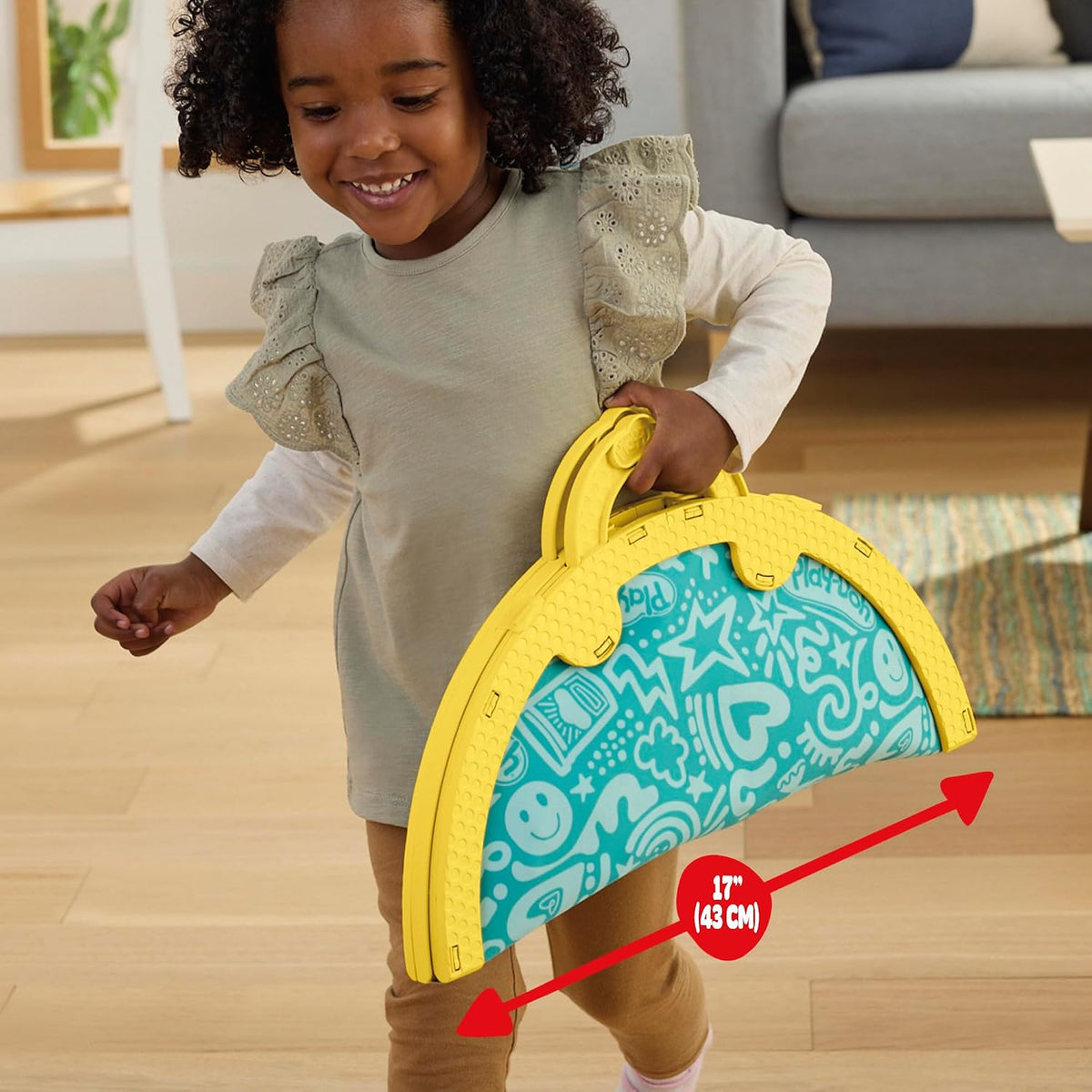 Play-Doh Fold and Go Playmat Starter Playset for Toddlers, Non-Toxic Modelling Compound Set, Creative Toys for 3+ Year O